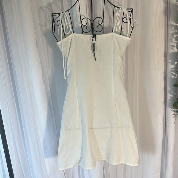White Cotton Mini Dress w Tie Shoulders - Picture 4 of 4